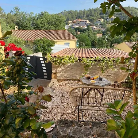 La Cerisier Apartment *